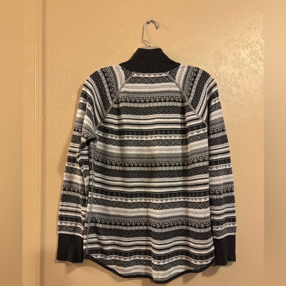 Eddie Bauer women’s 1/4 zip Fair Isle sweater sz M - Picture 2 of 4